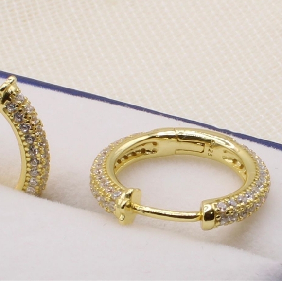 Gold Plated 925 Sterling Silver Sparkling CZ Huggies / Hoop Earrings - Picture 13 of 13